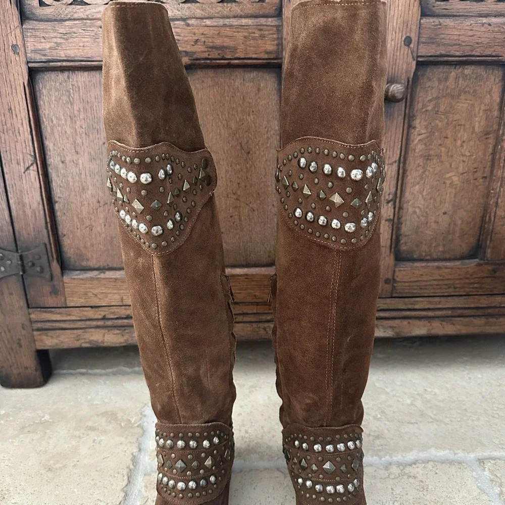 Five Worlds Cordani Sanchez Boots Women's Size 6.5B Suede Leather‎ Above Knee